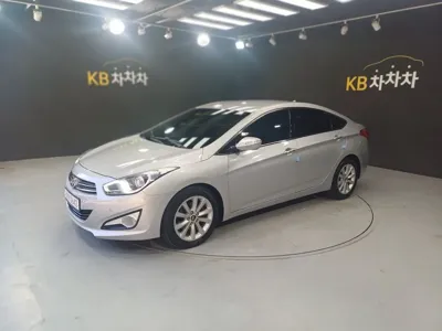 Hyundai i40 2014, 172965 км, за 2527.24 USD - фото 9