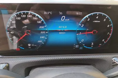 Mercedes-Benz A-Class 2019, 88500 км, за 11802 USD - фото 12