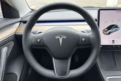 Tesla Model 3 2021, 82300 км, за 20099 USD - фото 12