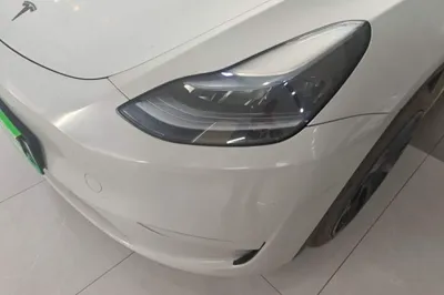 Tesla Model Y 2024, 34200 км, за 31136 USD - фото 8