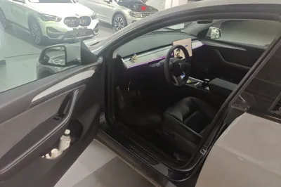 Tesla Model Y 2024, 34200 км, за 31136 USD - фото 18