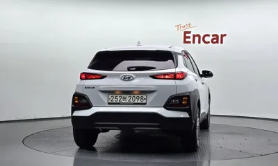 Hyundai Kona 2020, 73334 км, за 10538.65 USD