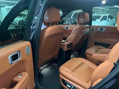 Li Auto Li L8 2023, 42000 км, за 24165.92 USD