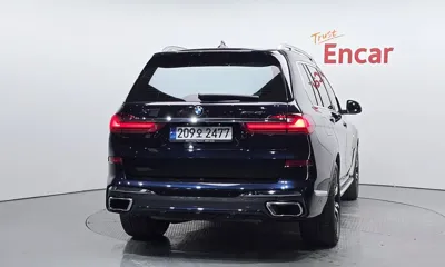 BMW X7 2022, 32485 км, за 55840.84 USD