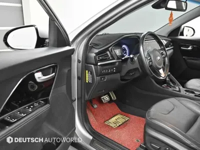Kia Niro 2020, 90770 км, за 10733.81 USD - фото 11