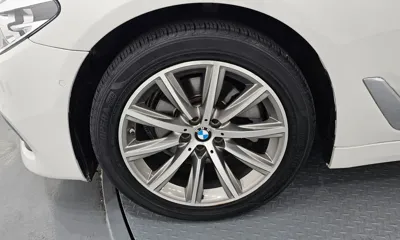 BMW 5-Series 2018, 104545 км, за 11093.61 USD