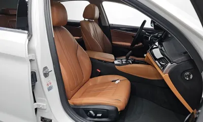 BMW 5-Series 2018, 104545 км, за 11093.61 USD - фото 11