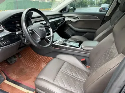 Audi A8 2021, 110000 км, за 44701.9 USD