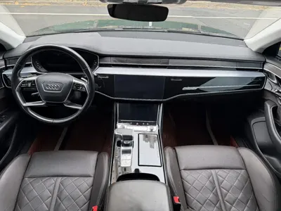 Audi A8 2021, 110000 км, за 44701.9 USD