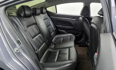 Hyundai Avante 2019, 123307 км, за 6840.39 USD - фото 12