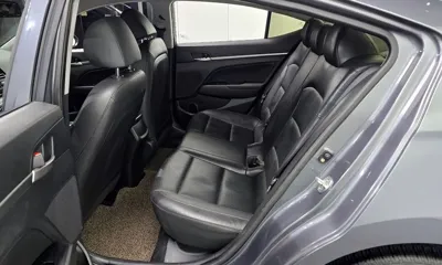 Hyundai Avante 2019, 123307 км, за 6840.39 USD - фото 13