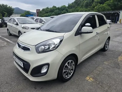 Kia Morning 2012, 108399 км, за 2356.57 USD