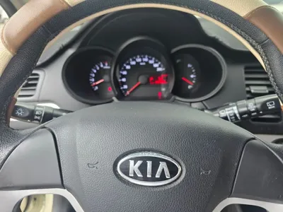Kia Morning 2012, 108399 км, за 2356.57 USD - фото 9