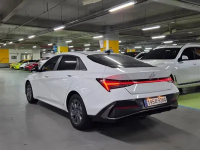 Hyundai Avante 2024, 17236 км, за 15497.81 USD