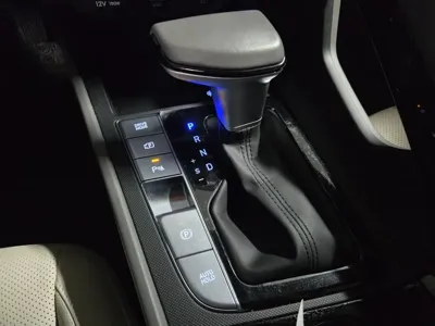 Hyundai Avante 2024, 17236 км, за 15497.81 USD - фото 17