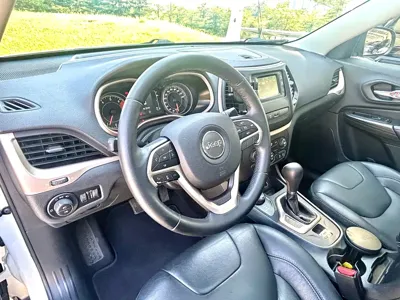 Jeep Cherokee 2017, 83000 км, за 4228.73 USD - фото 11