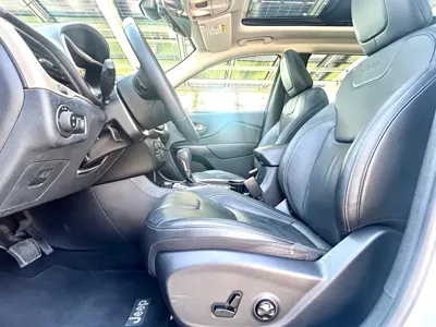 Jeep Cherokee 2017, 83000 км, за 4228.73 USD - фото 12