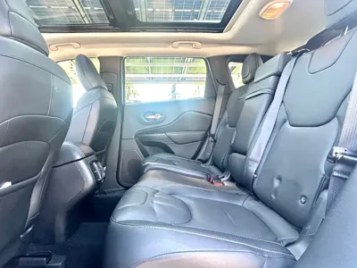 Jeep Cherokee 2017, 83000 км, за 4228.73 USD - фото 13