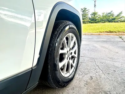 Jeep Cherokee 2017, 83000 км, за 4228.73 USD - фото 19