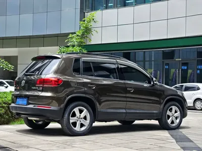 Volkswagen Tiguan 2014, 97000 км, за 6444.84 USD - фото 19