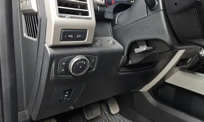 Ford F150 2015, 134897 км, за 28882.76 USD - фото 14