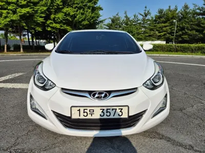 Hyundai Avante · 2015 год