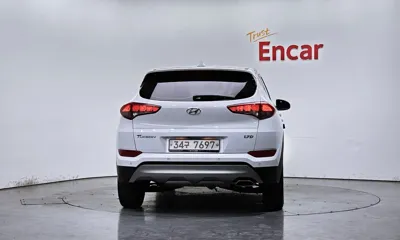 Hyundai Tucson 2018, 77979 км, за 7014.23 USD
