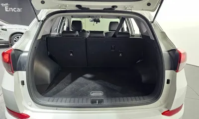 Hyundai Tucson 2018, 77979 км, за 7014.23 USD - фото 20