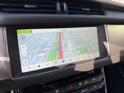 Jaguar XF 2018, 90782 км, за 8060.79 USD - фото 14