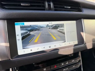 Jaguar XF 2018, 90782 км, за 8060.79 USD - фото 15