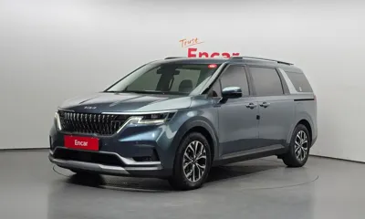 Kia Canival · 2023 год