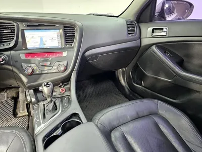 Kia K5 2013, 168108 км, за 2210.23 USD - фото 10