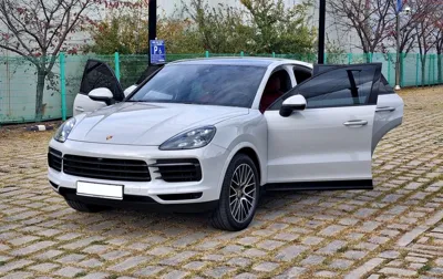 Porsche Cayenne 2020, 63600 км, за 58947.09 USD