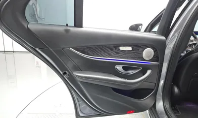 Mercedes-Benz E-Class 2017, 76318 км, за 16016.8 USD - фото 25