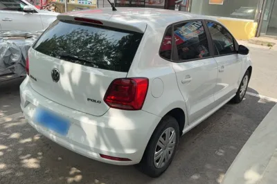 Volkswagen Polo 2016, 108000 км, за 4816 USD