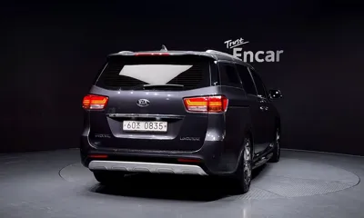 Kia Canival 2016, 85728 км, за 8484.61 USD