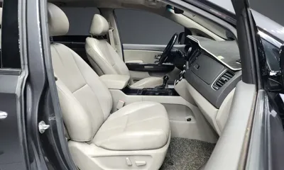 Kia Canival 2016, 85728 км, за 8484.61 USD - фото 11