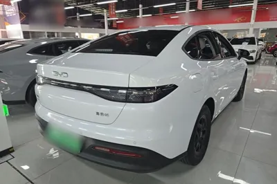 BYD Seal 05 DM-i 2025, 10300 км, за 11260 USD - фото 6