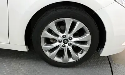 Hyundai Grandeur 2012, 62546 км, за 4726.27 USD