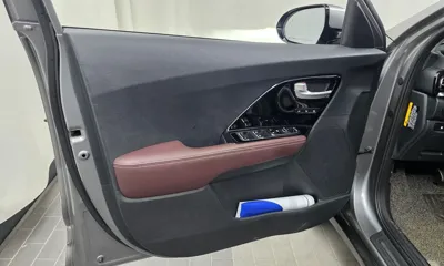 Kia Niro 2020, 151810 км, за 9977.68 USD - фото 24