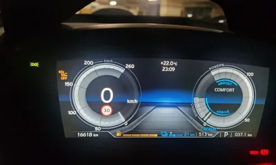 BMW i8 2019, 17300 км, за 78001.11 USD - фото 10