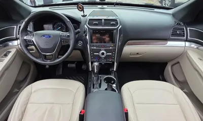Ford Explorer 2018, 107028 км, за 10401.09 USD - фото 7