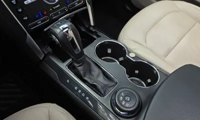 Ford Explorer 2018, 107028 км, за 10401.09 USD - фото 9