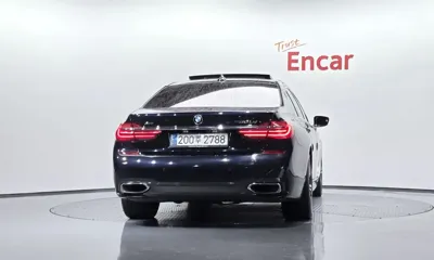 BMW 7-Series 2018, 108418 км, за 24702.58 USD - фото 4
