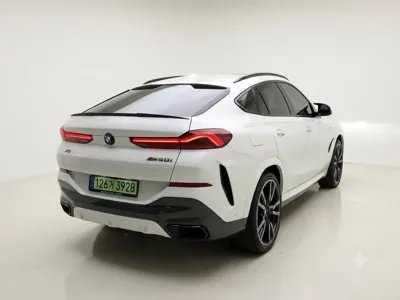 BMW X6 2025, 4325 км, за 81258.5 USD
