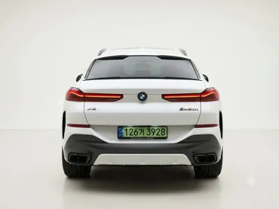 BMW X6 2025, 4325 км, за 81258.5 USD