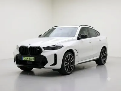 BMW X6 2025, 4325 км, за 81258.5 USD