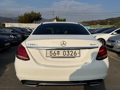 Mercedes-Benz C-Class 2016, 112246 км, за 9058.68 USD