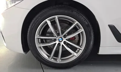 BMW 5-Series 2017, 133326 км, за 15536.63 USD