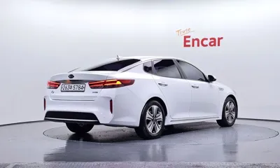 Kia K5 2016, 167907 км, за 5298.01 USD